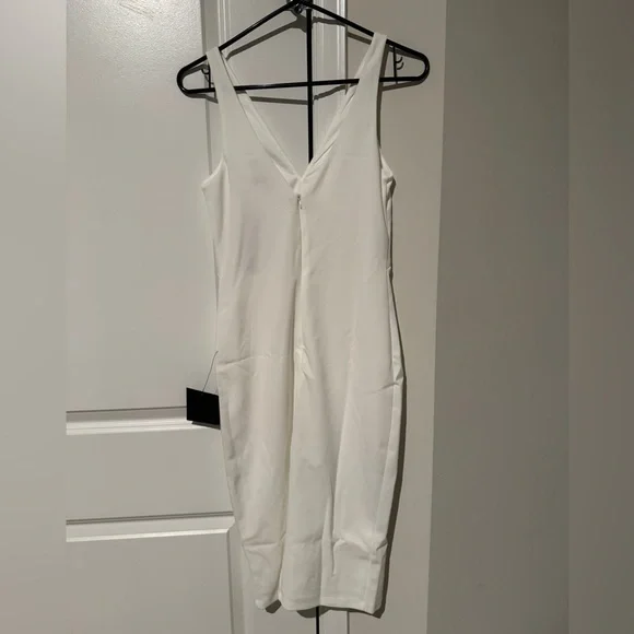 Lulu's size small White Bodycon Midi Dress - Picture 3 of 4